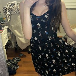 Size 4 Floral divided sundress